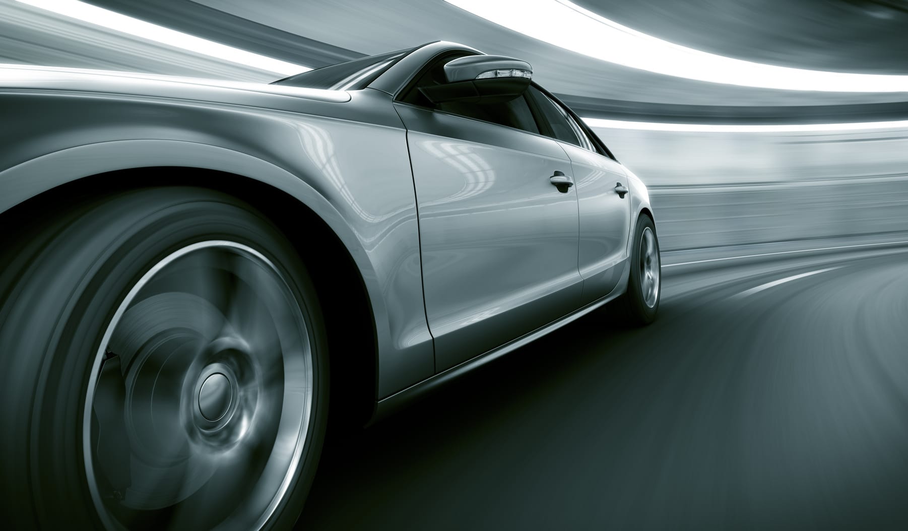 Voiture roulant vite dans le tunnel Loire